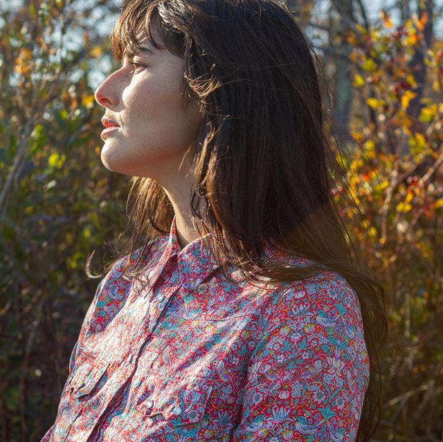 New #cowgirlshirt in #libertyoflondon red #strawberrythief print. #aw19 #libertyoflondonfabric #portlandmaine #libertyprints #sailorrose #sailorroseusa #newenglandfashion #mainefashion #maine #womenwholead #tanalawn