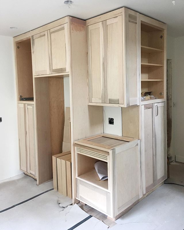 We still make stuff in case you we&rsquo;re wondering. Job site photo of a kitchen we did that is going to be painted on site. Turning the corner with the cabinets was challenging as the walls were way out. Nothing new there.