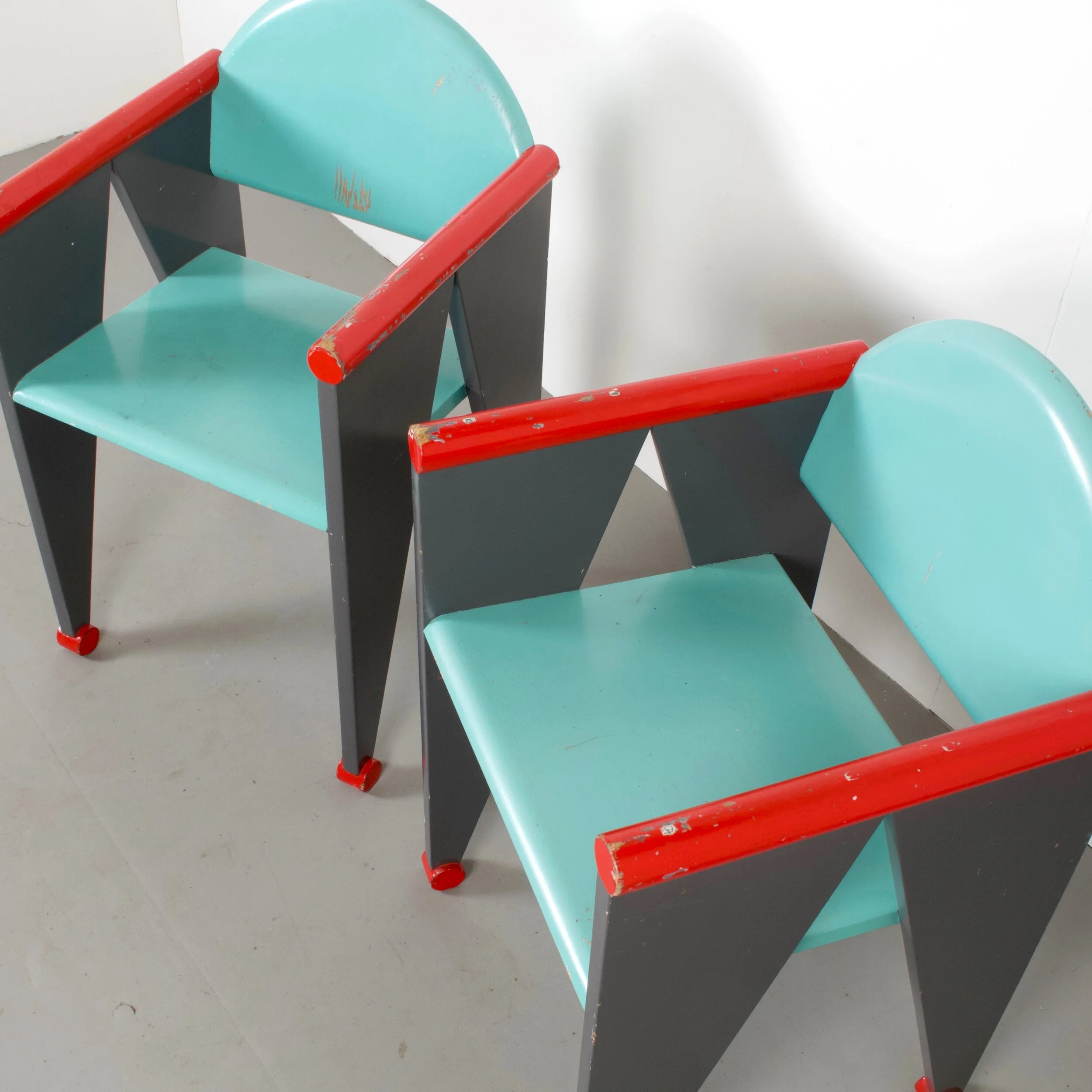 bauhaus_chairs.jpg