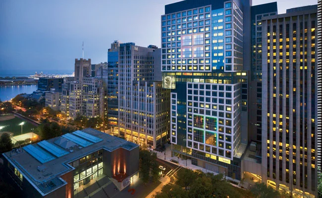 'Future Leaders' model mentorship, tech integration