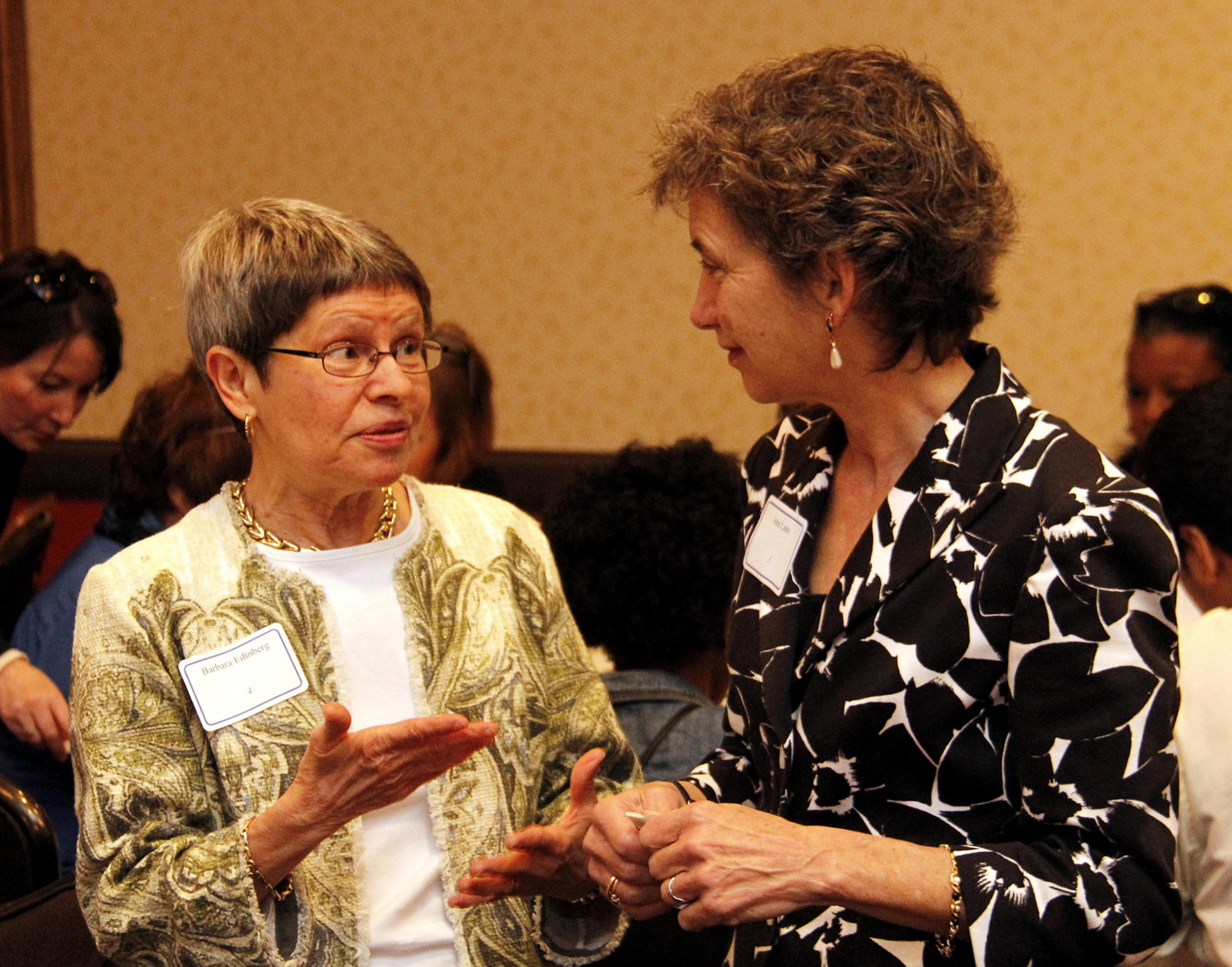  Community leaders Barbara Edinberg and Joan Lane 