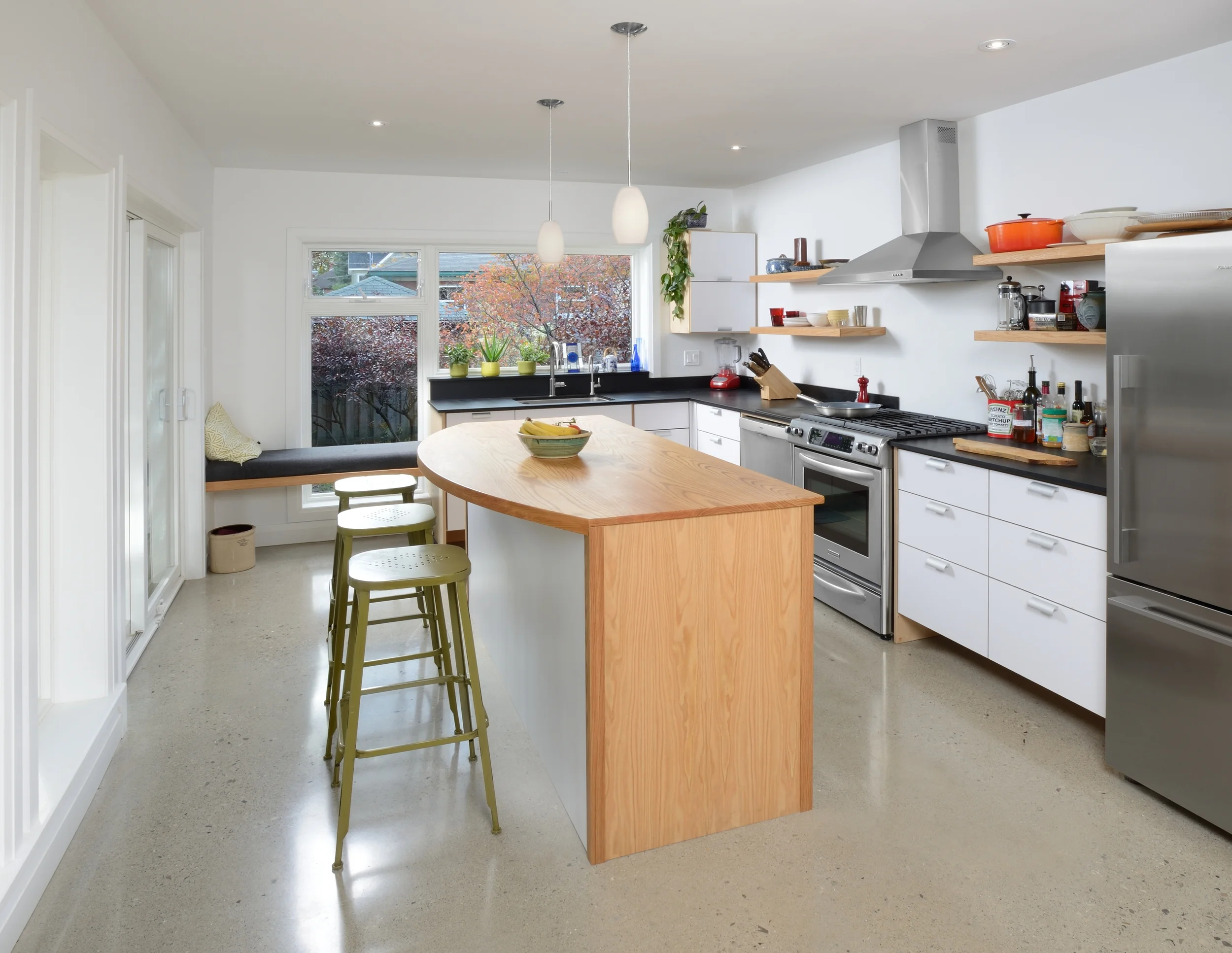 Pauls-Burkholder Shot 2.JPG