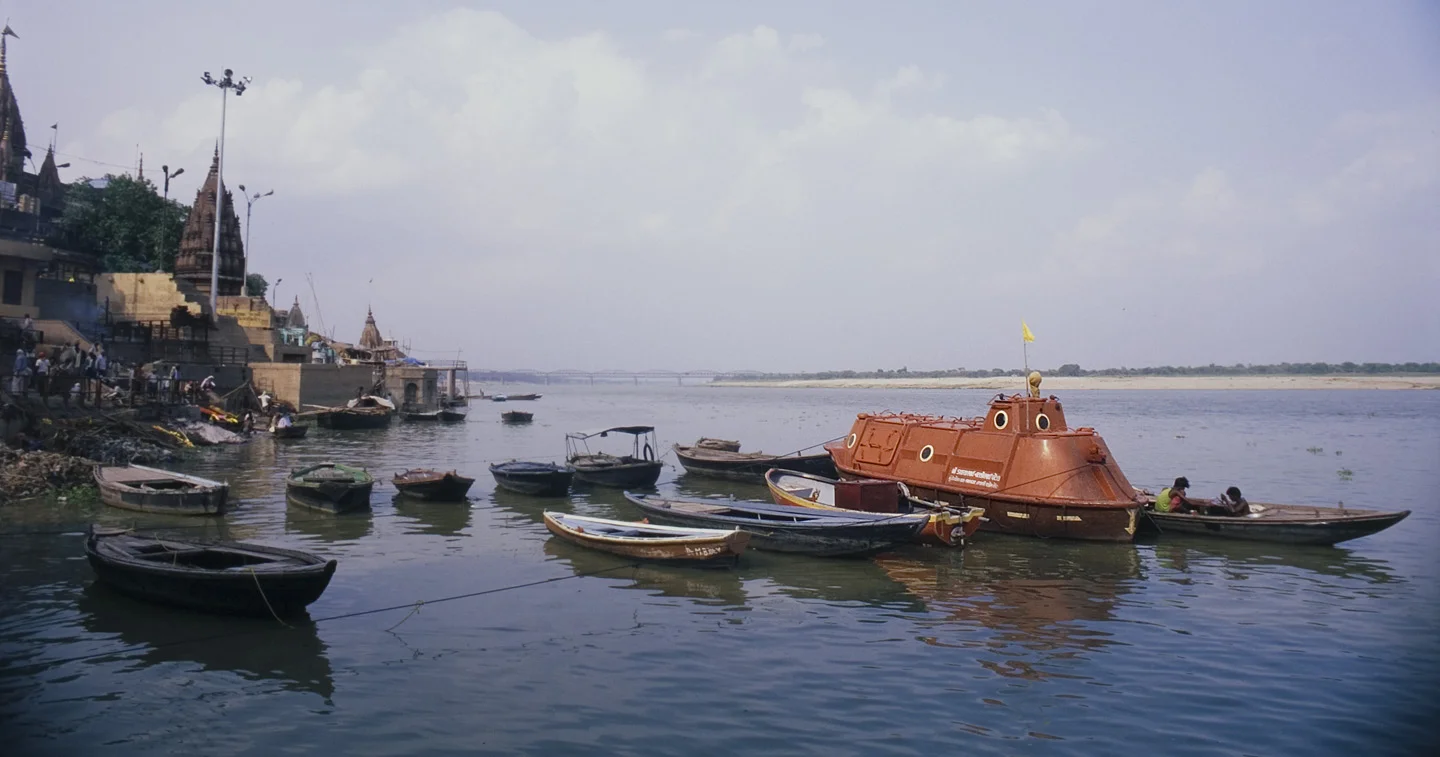 India, 1999