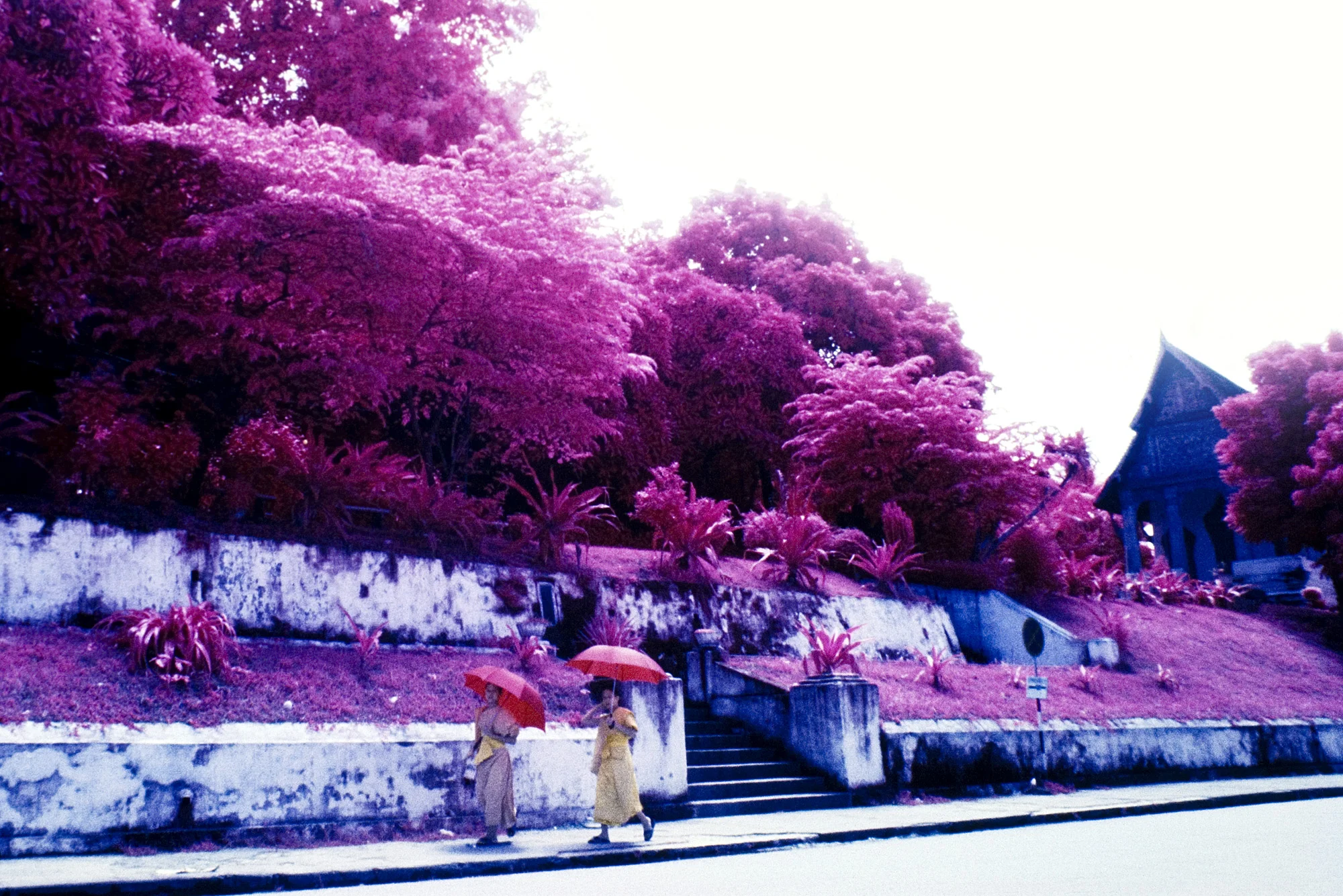 Laos, 1999