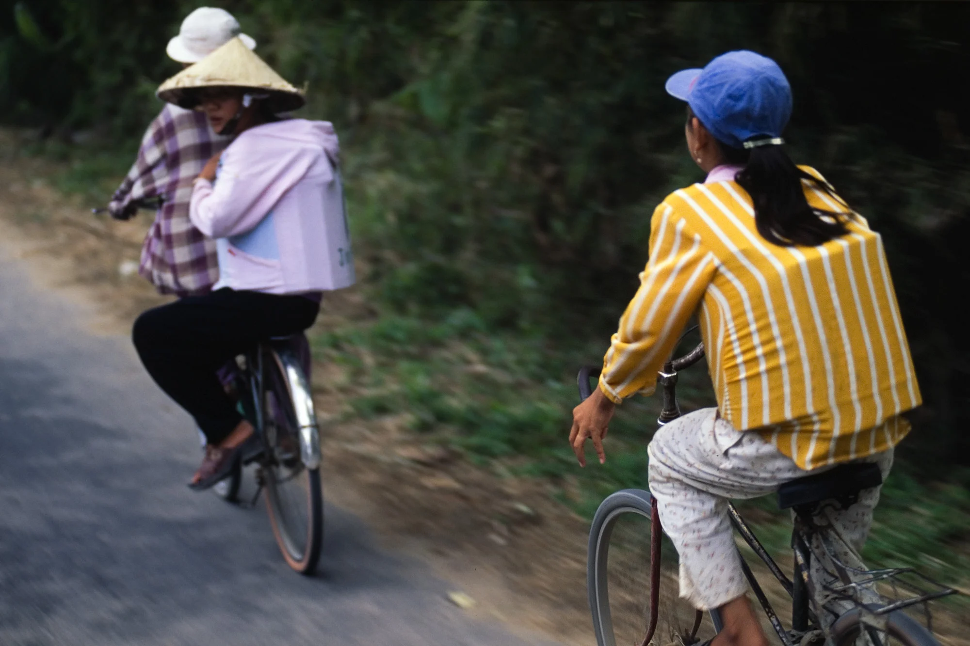 Vietnam, 1999