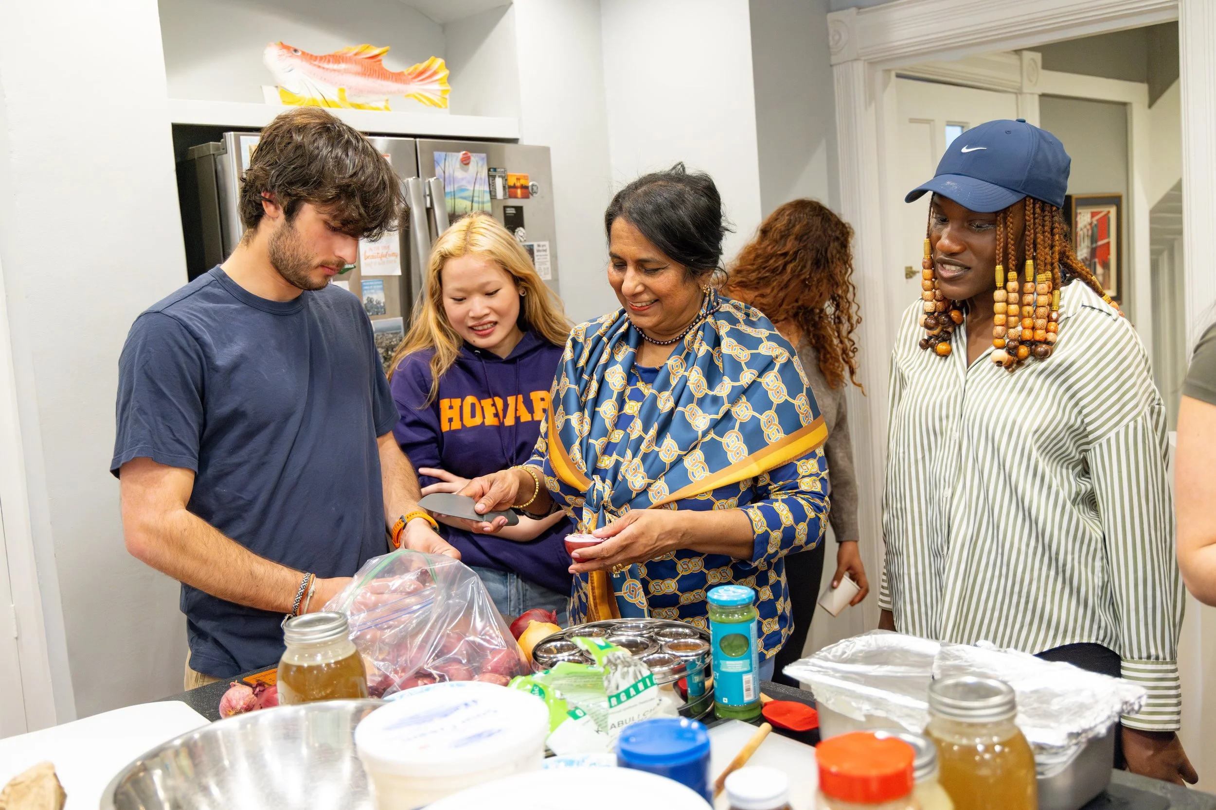 042325 Cooking with May Fridel_BW792274e.jpg