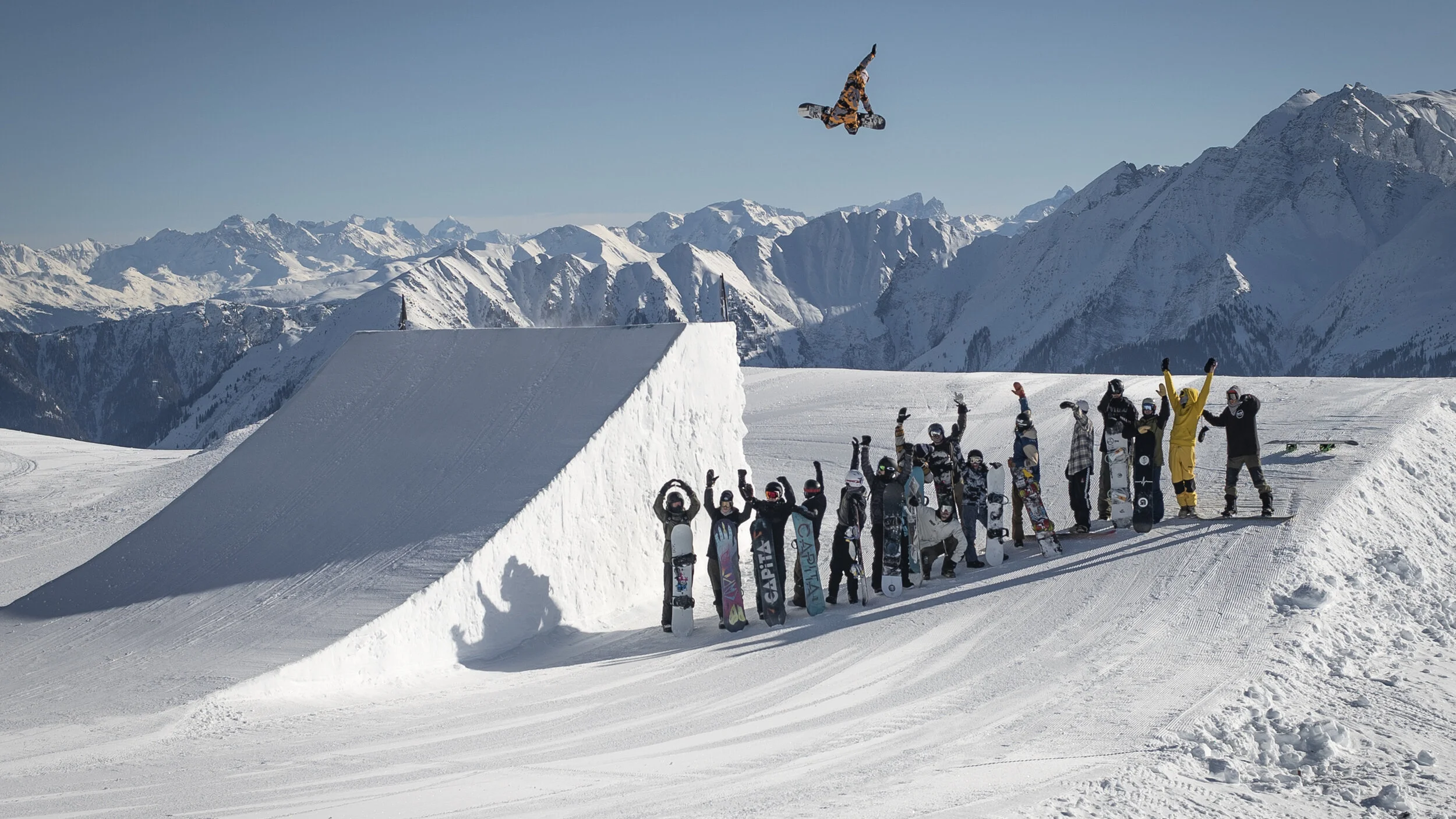 FYVE CAMP LAAX