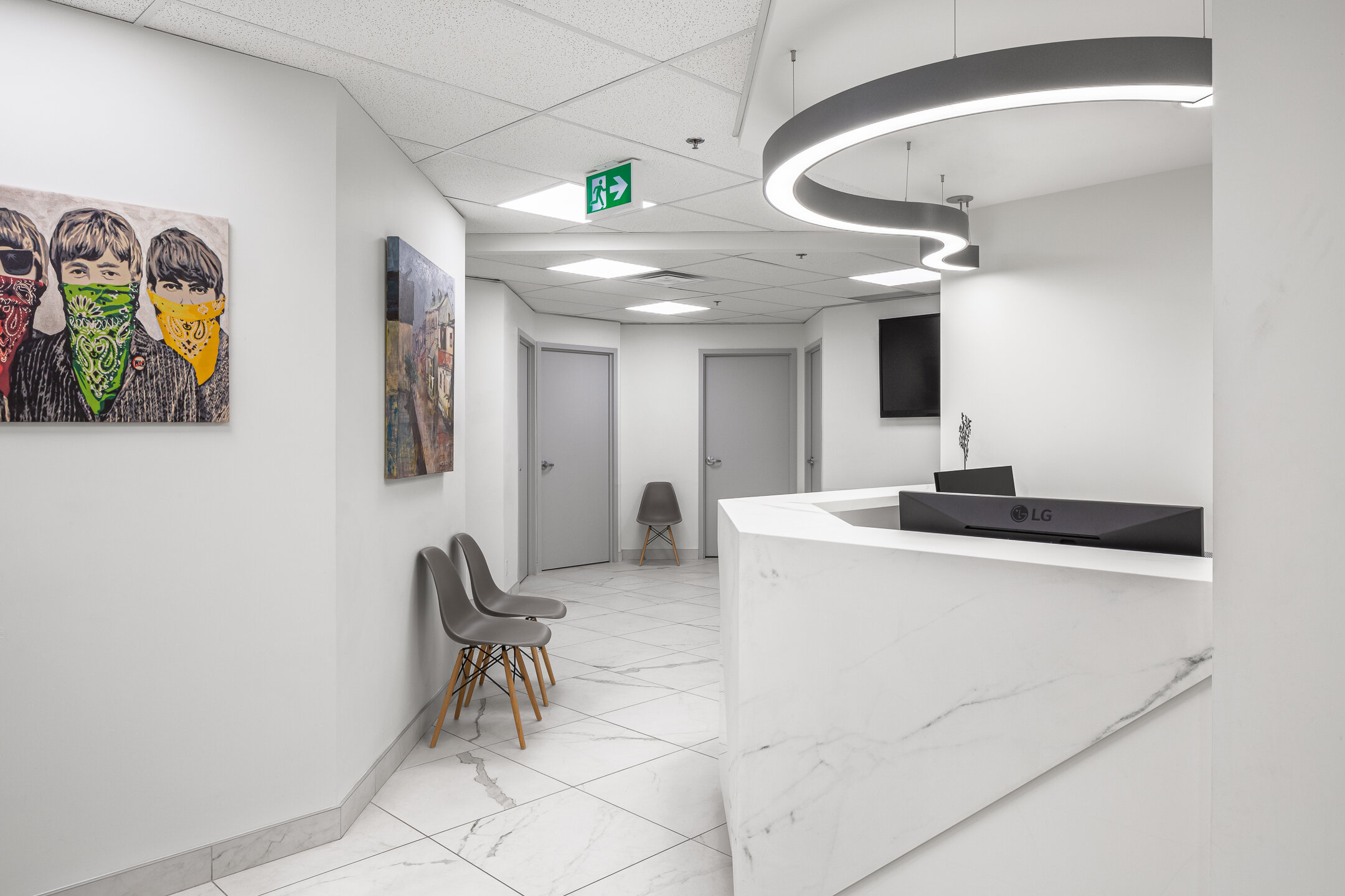 18 wynford doctors office reception design1