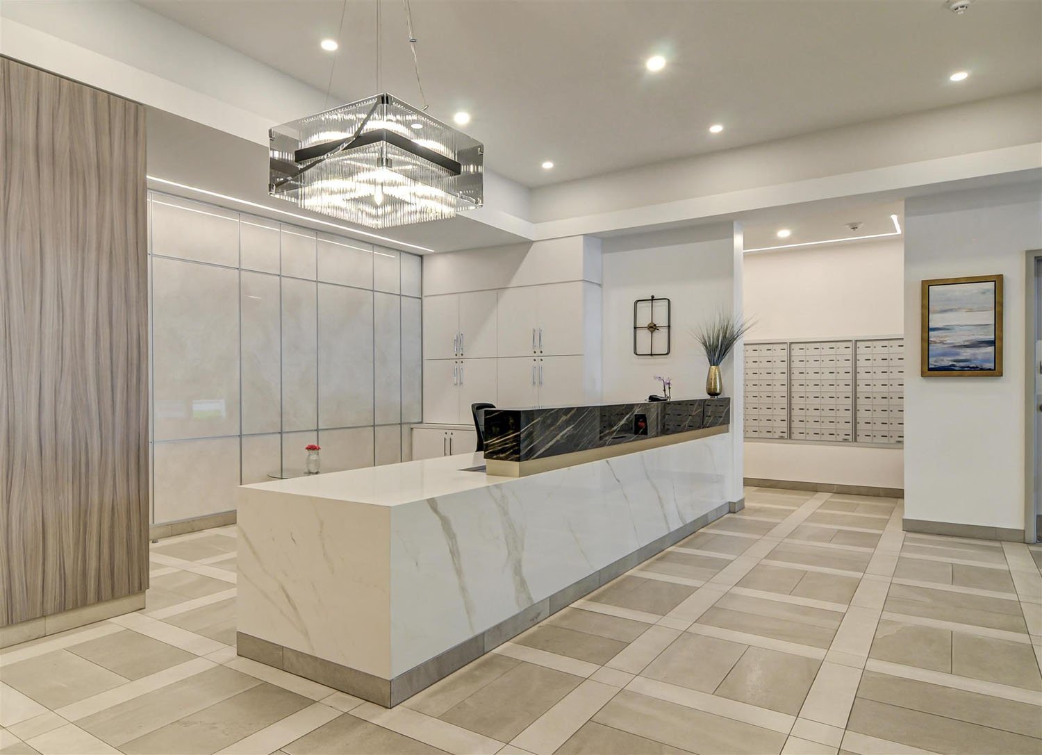 140 simcoe security desk.JPG