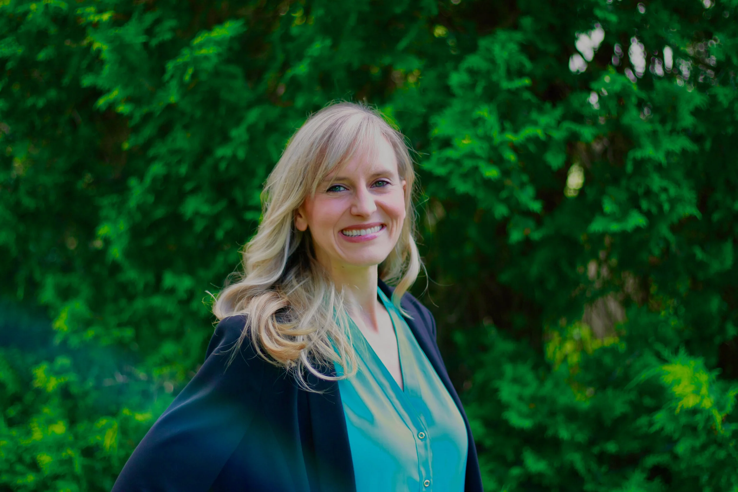 Meet Our Speakers - Anelyse Weiler