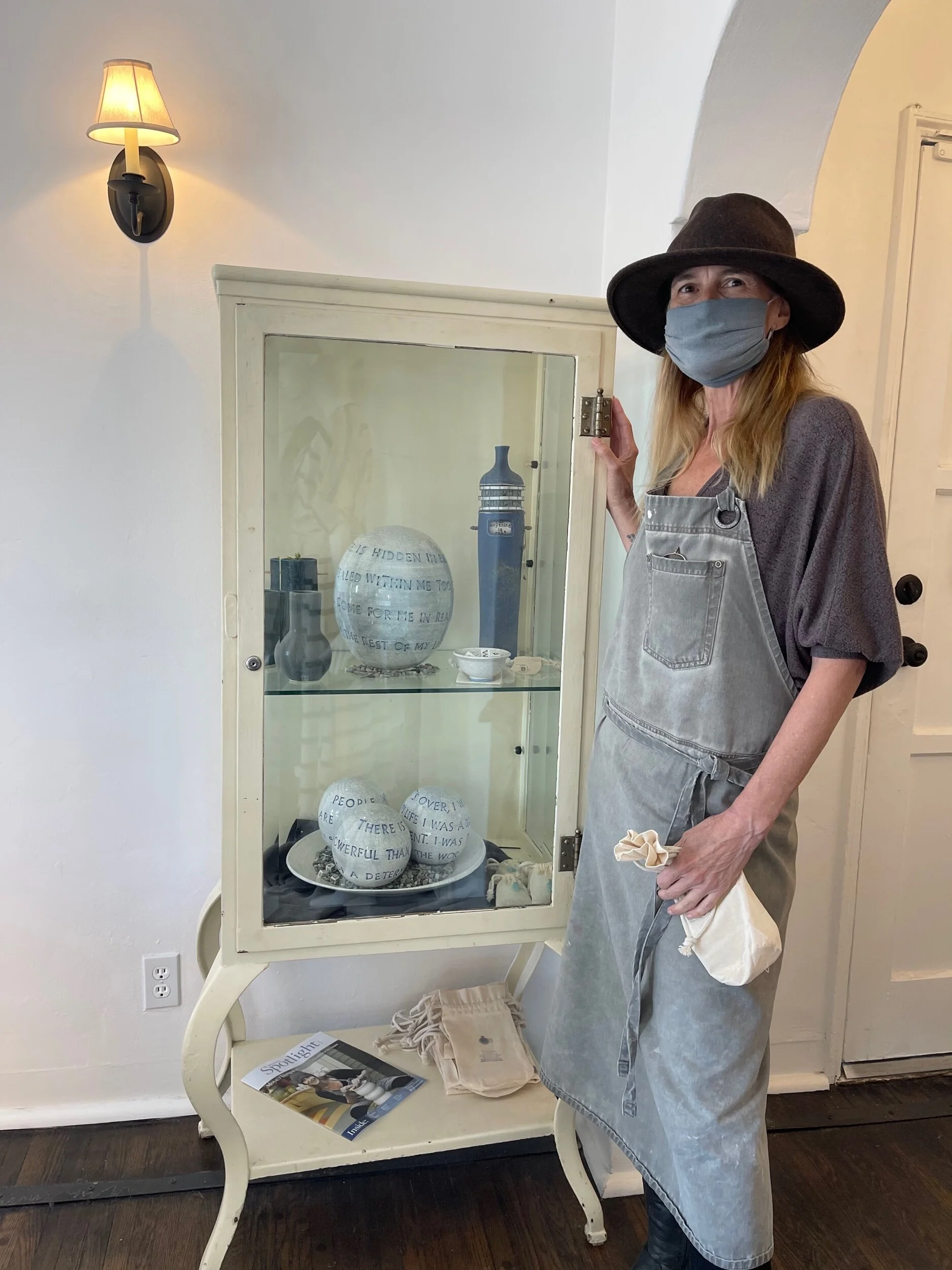 B21EE47A-63DF-4BB4-9E68-663223F01CB2