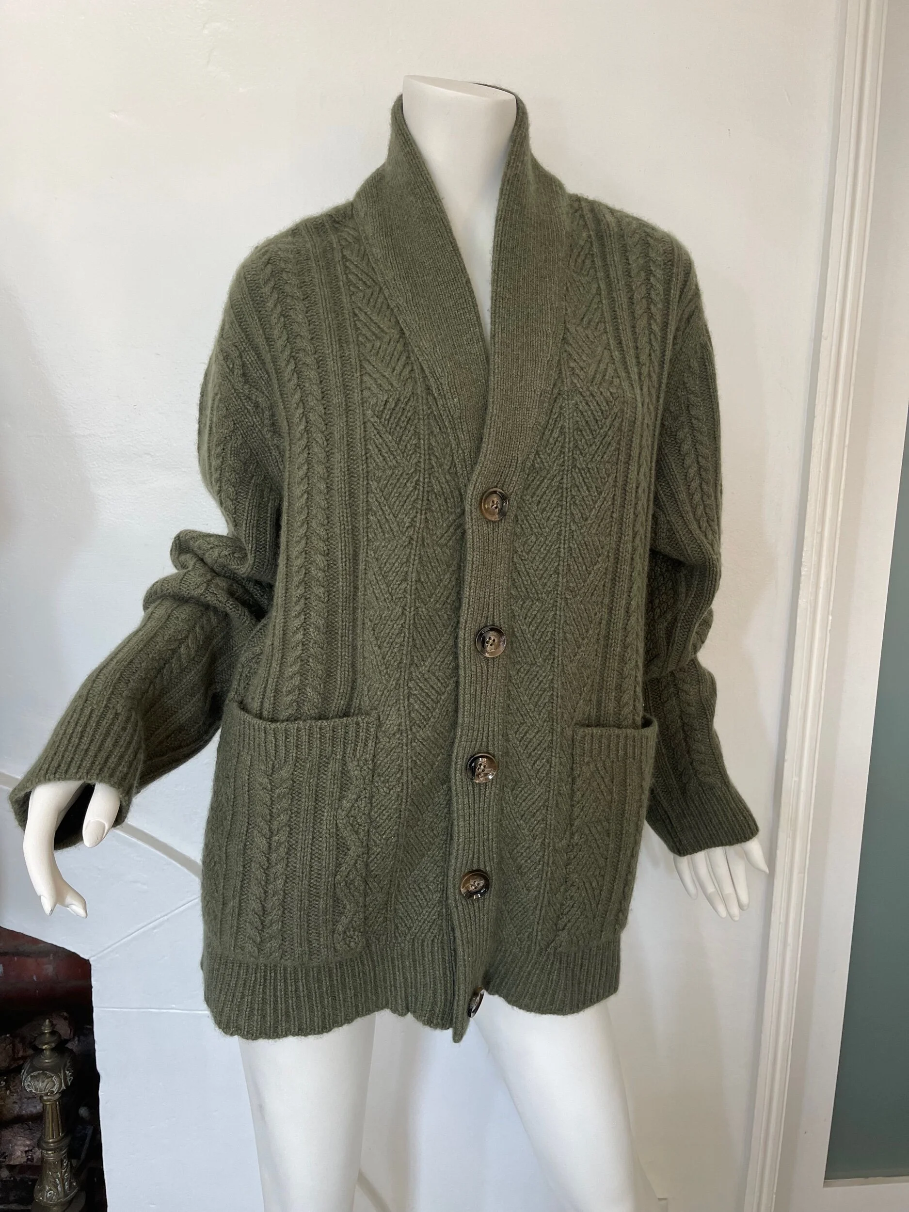 F89DB3A9-5FF0-43D5-8804-C7ACA80A66D6