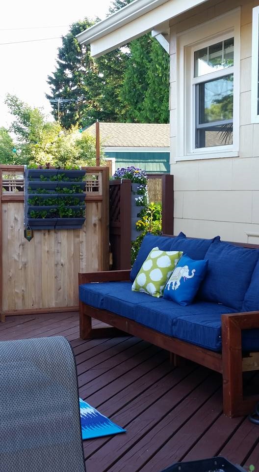 Deck Living
