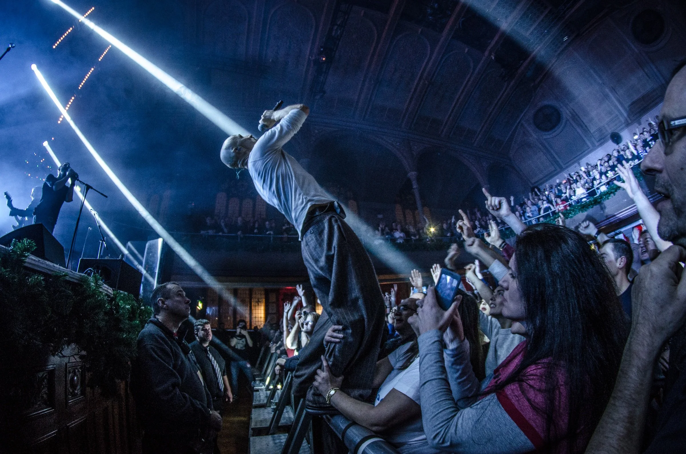 James Tim Booth live images from Albert Hall Manchester