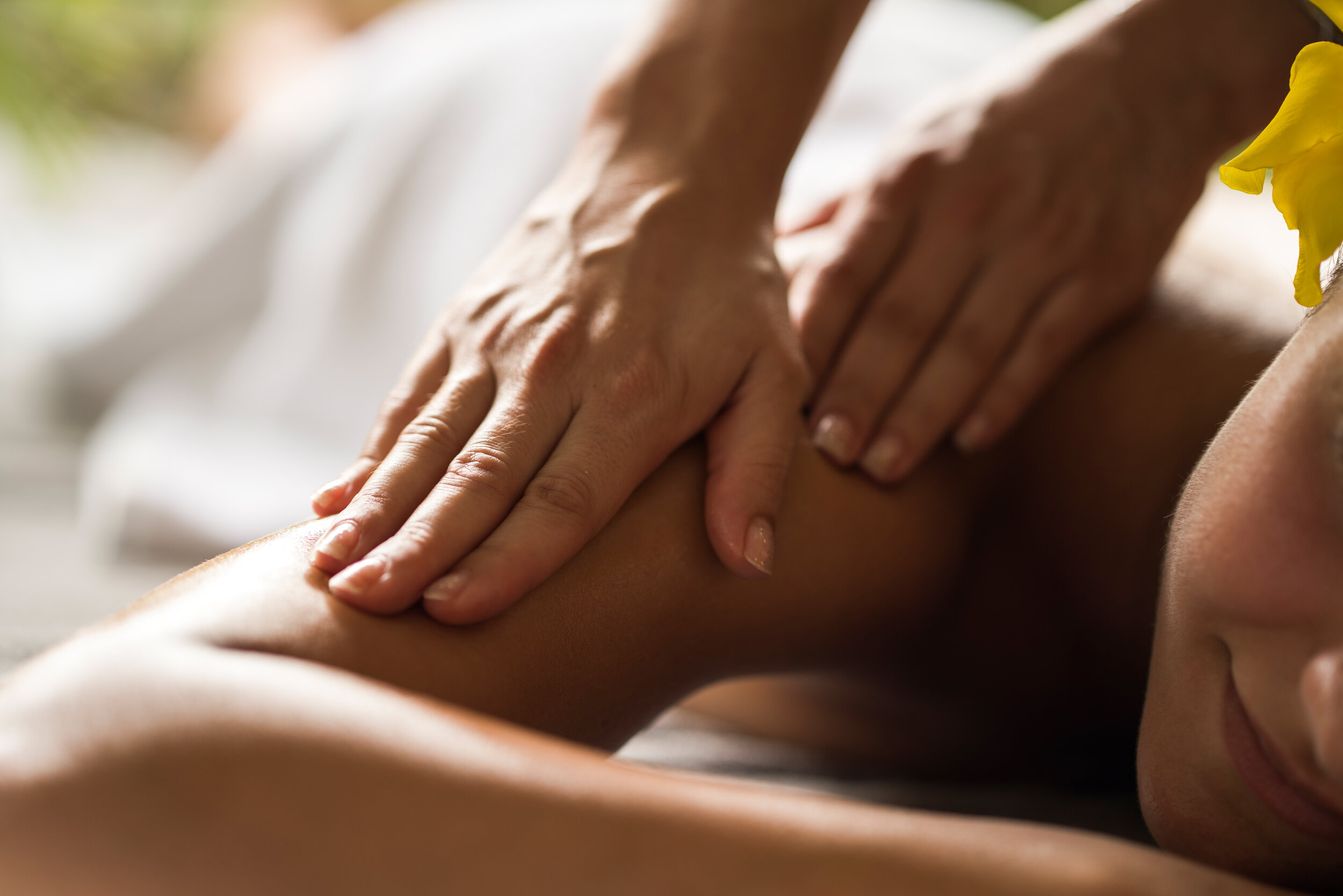 Close-up-of-receiving-relaxing-massage-at-the-spa.-656538090_7952x5304.jpeg
