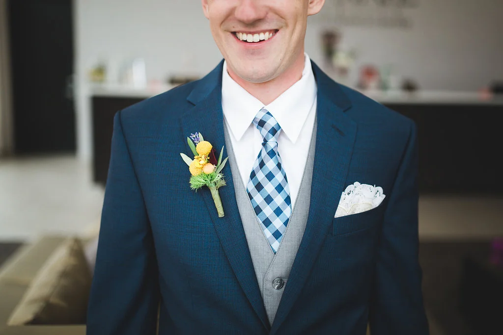 LEANN&KYLE_GETTING-READY-171.jpg
