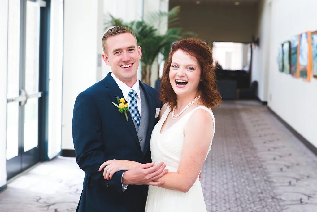 LEANN&KYLE_GETTING-READY-186.jpg