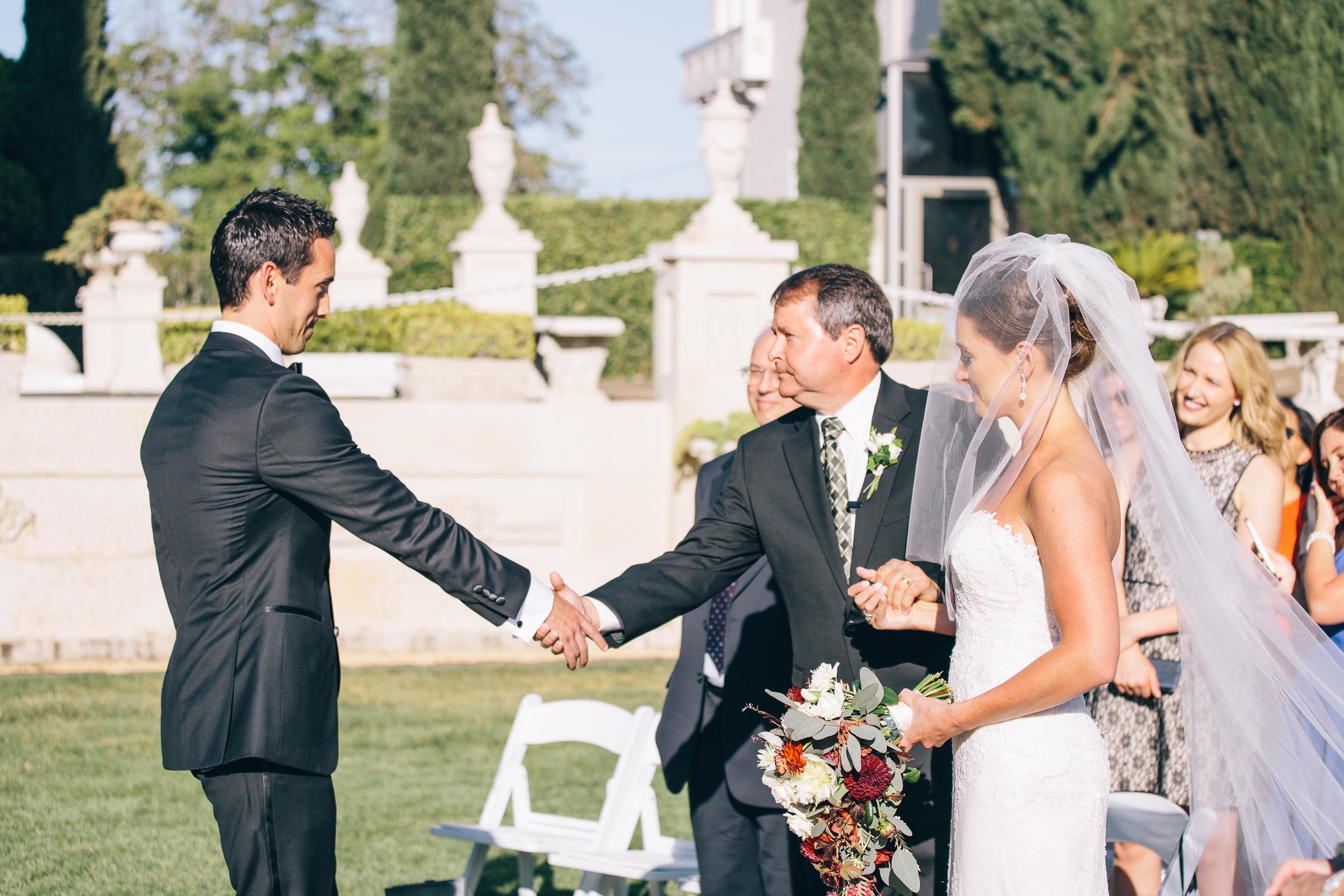 Pearly and Mark - Grand Island Mansion Wedding - Summer - JBJ Pictures Wedding and Engagement Photographer in San Francisco and Sacramento (31).jpg