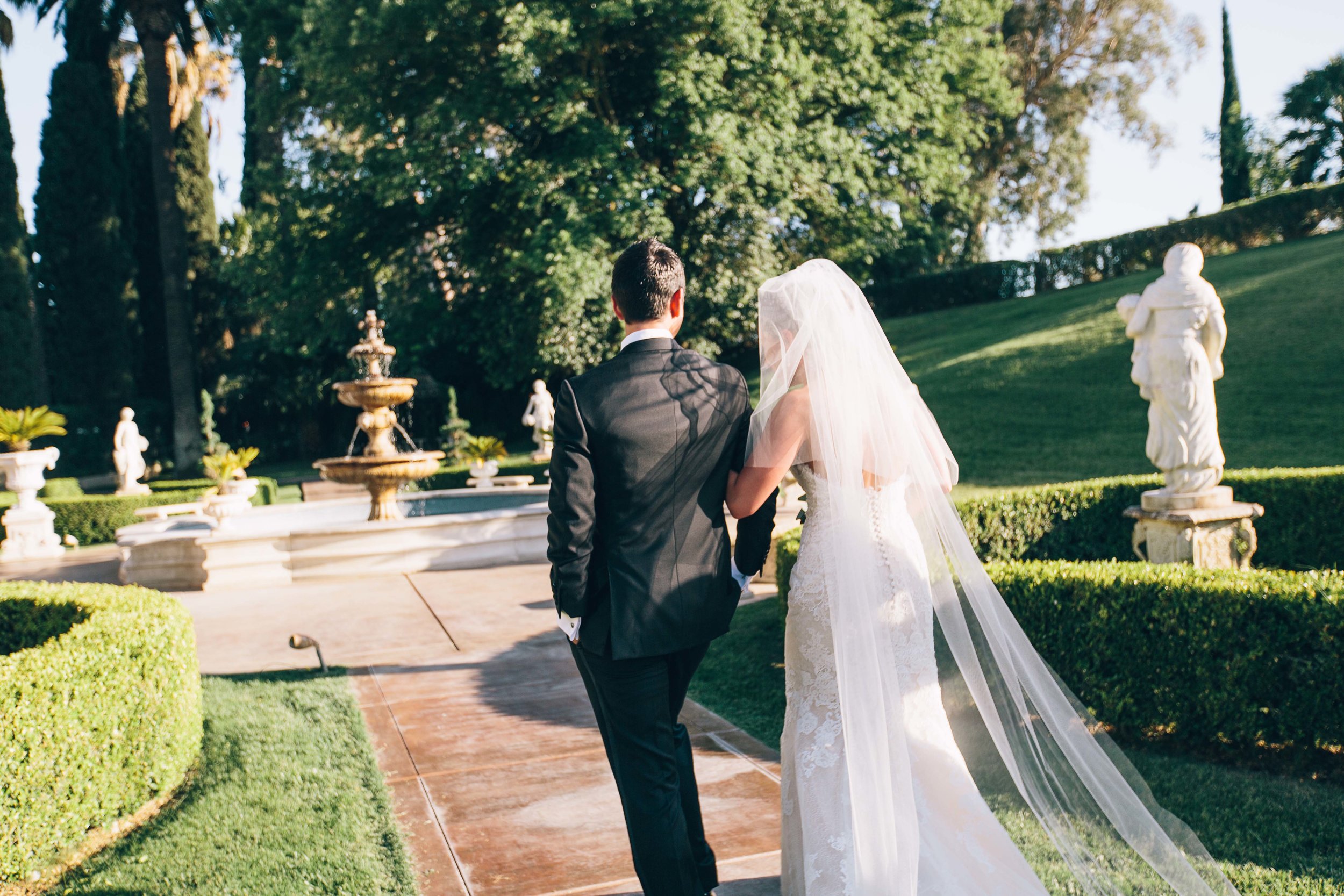 Pearly and Mark - Grand Island Mansion Wedding - Summer - JBJ Pictures Wedding and Engagement Photographer in San Francisco and Sacramento (37).jpg