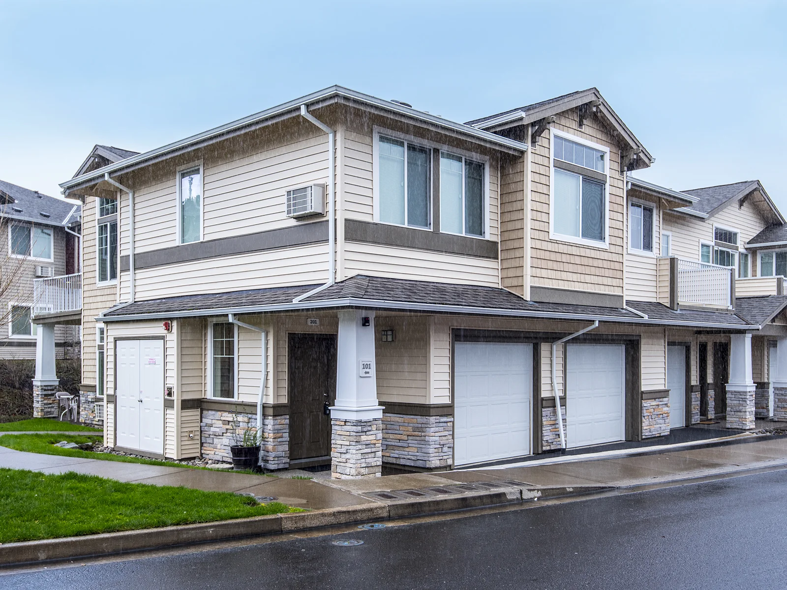 $209,000 | 14805 SW SANDHILL LOOP #201