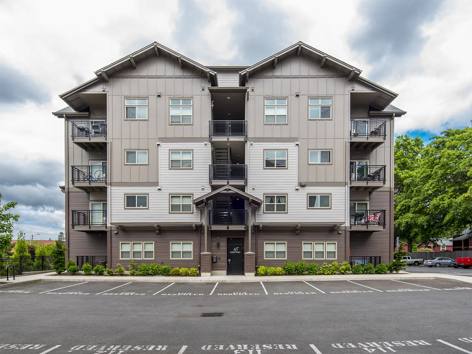 $243,500 | 13875 SW MERIDIAN ST #321