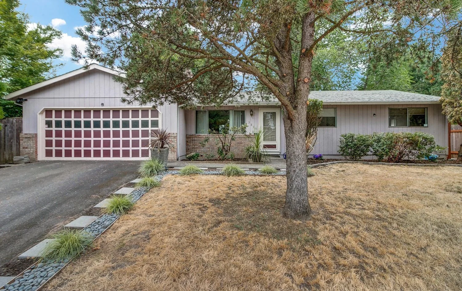 $349,900 | 3975 SW 193RD AVE