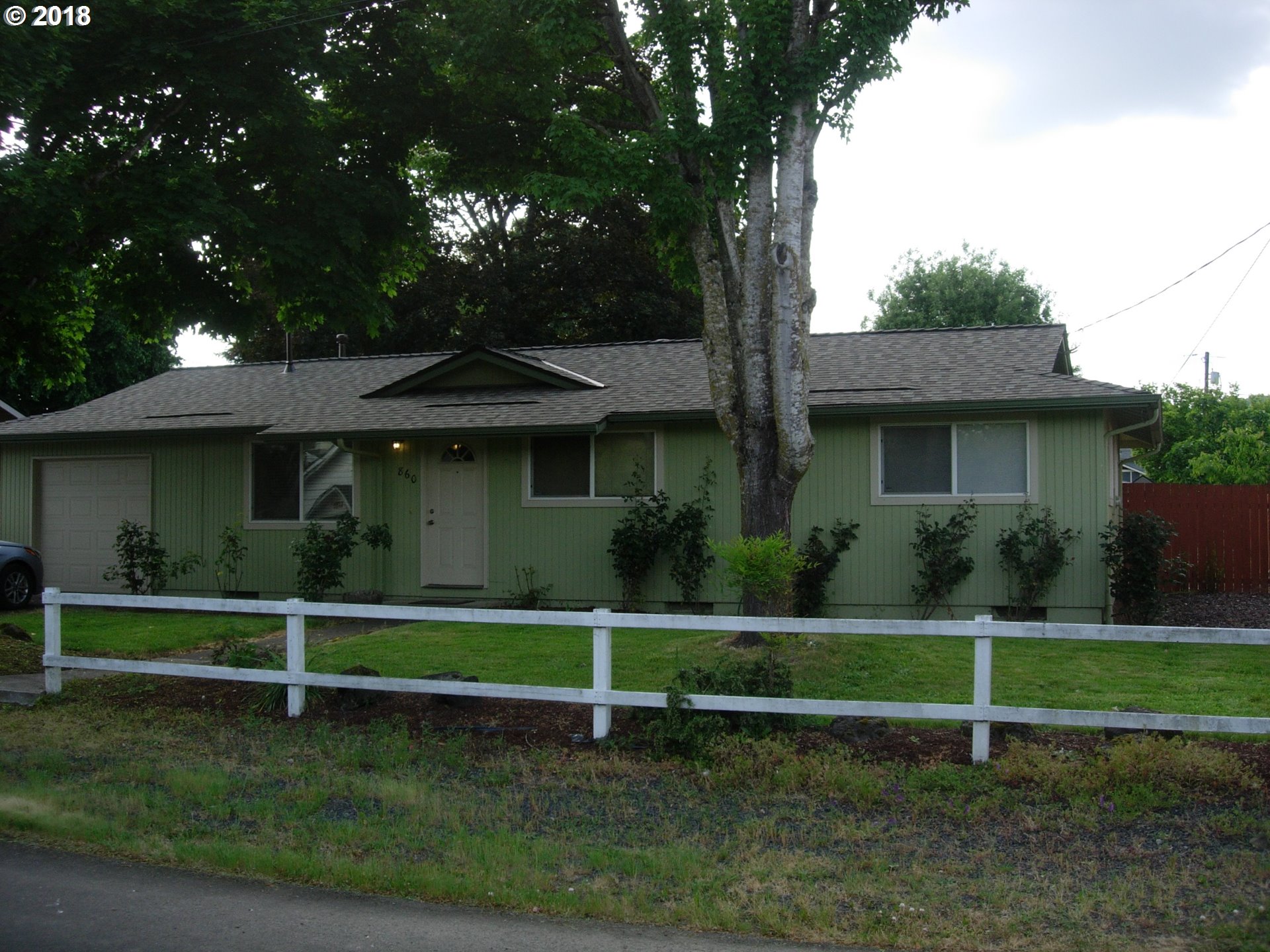 $285,000 | 860 SE CEDAR ST., DUNDEE, OR