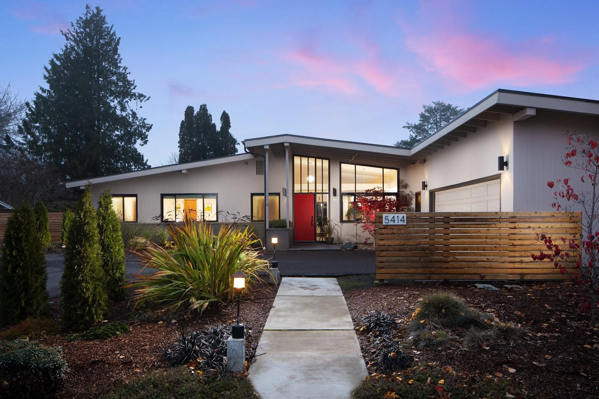 $705,000 | 5414 SW DOVER CT