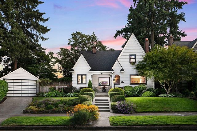 JUST LISTED! 
3268 NE Dunckley
MLS - 19053939

This private English Tudor is situated on one of the most sought after streets in Alameda and is a rare NE Portland find. Enjoy the charm of period craftsmanship with hardwood floors and custom millwork 