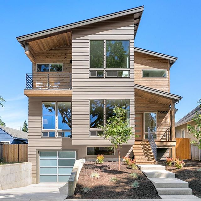 SOLD! Our team found the vacant land, consulted on the design and interior finishes, and sold this gorgeous new modern home over asking price. Congrats to our seller and the lucky new buyer!