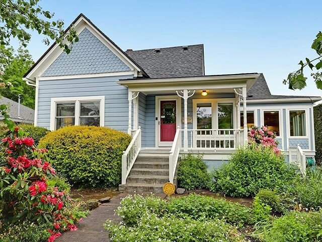 PENDING! Just opened escrow for our sellers on this cute Mt. Tabor Victorian.