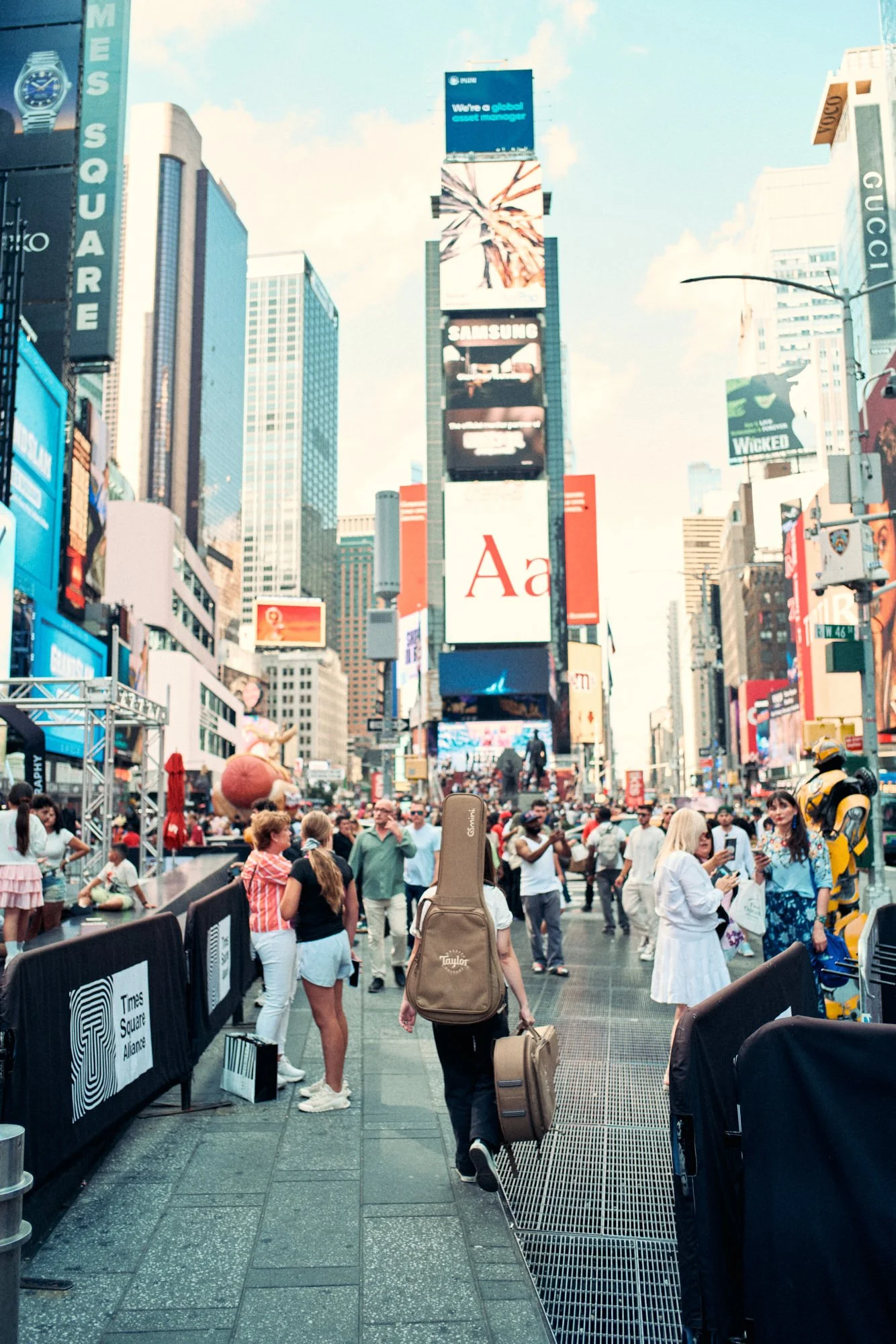 TIMES_SQUARE_SOCIAL_GIVEAWAY_072026-LAMC-2026- 61.jpg