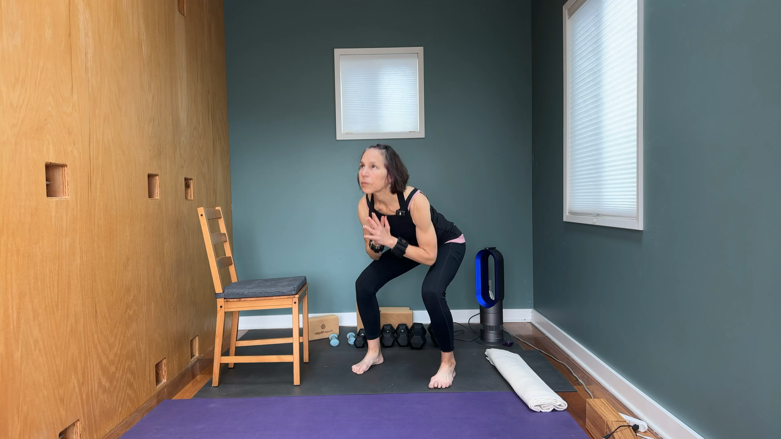 Can't Do a Squat? 4 Variations That Work