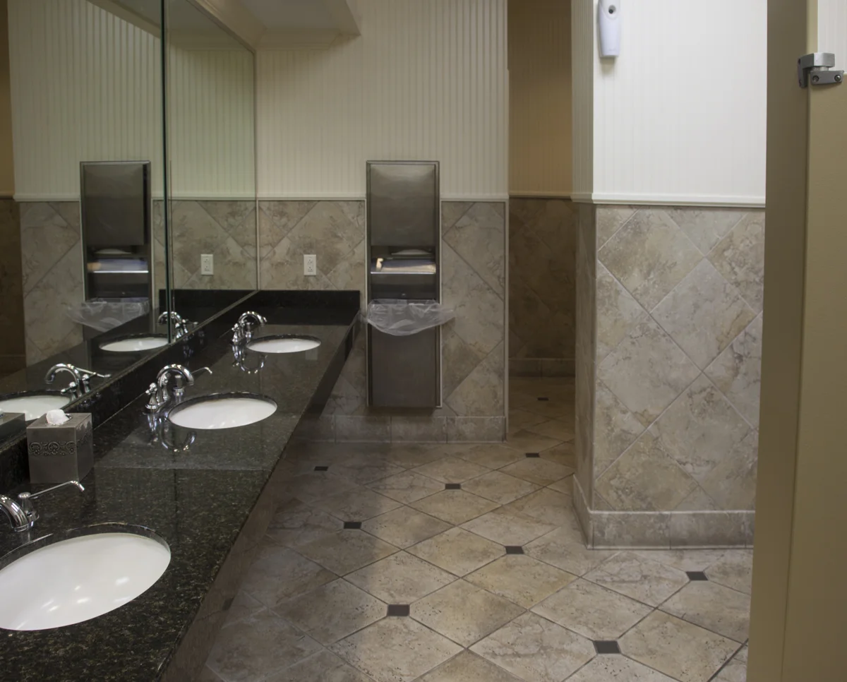 an-american-mens-room-by-spencer-young-16