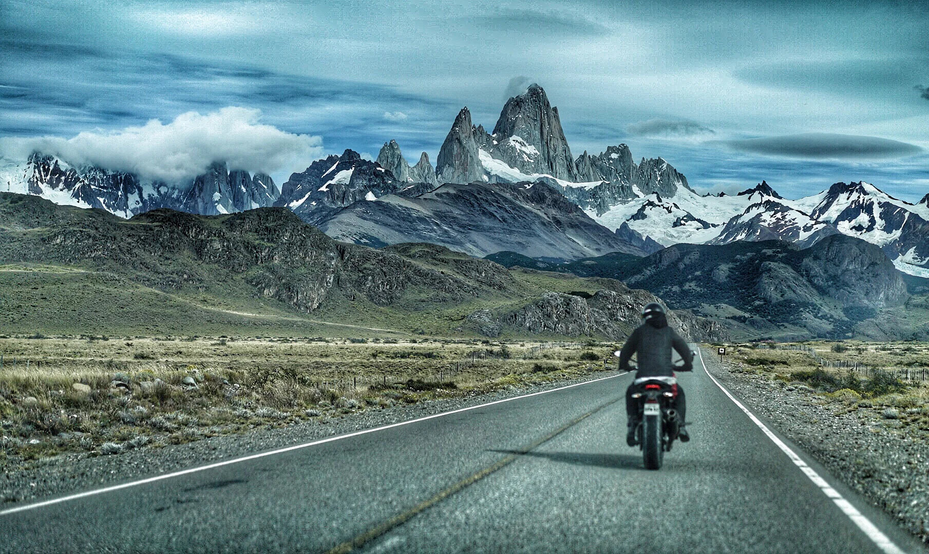 The road to El Chalten