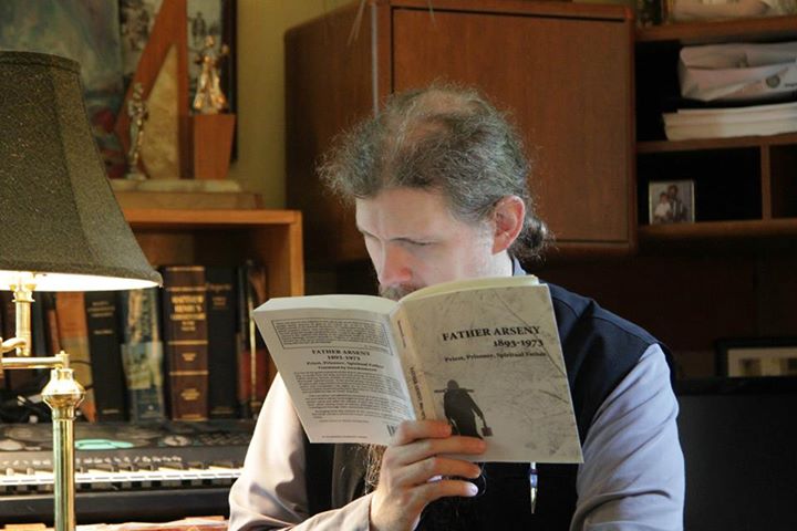 Reading during meal time.jpg