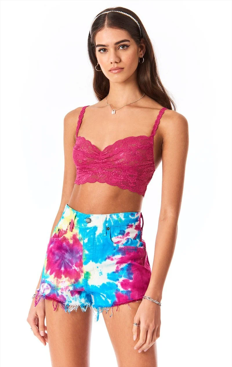 021220_LFSTORES-Spring_00638_ce6b70f6-a453-42b4-aff0-389c41a25e53_800x.jpg