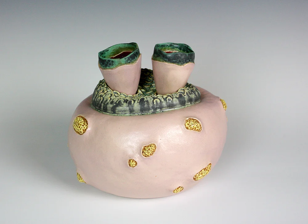    Conversations on the Décor     