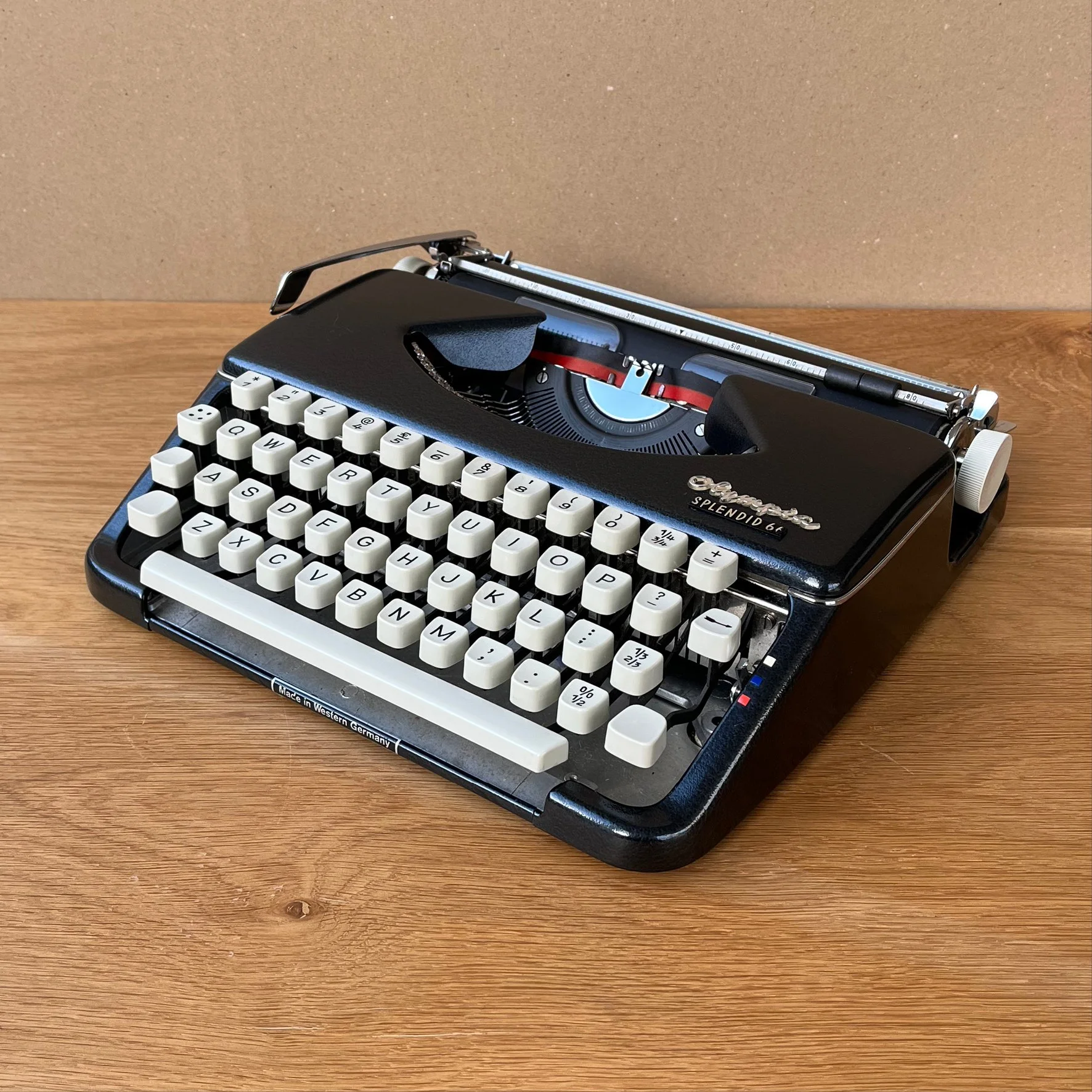 Olympia Splendid 66