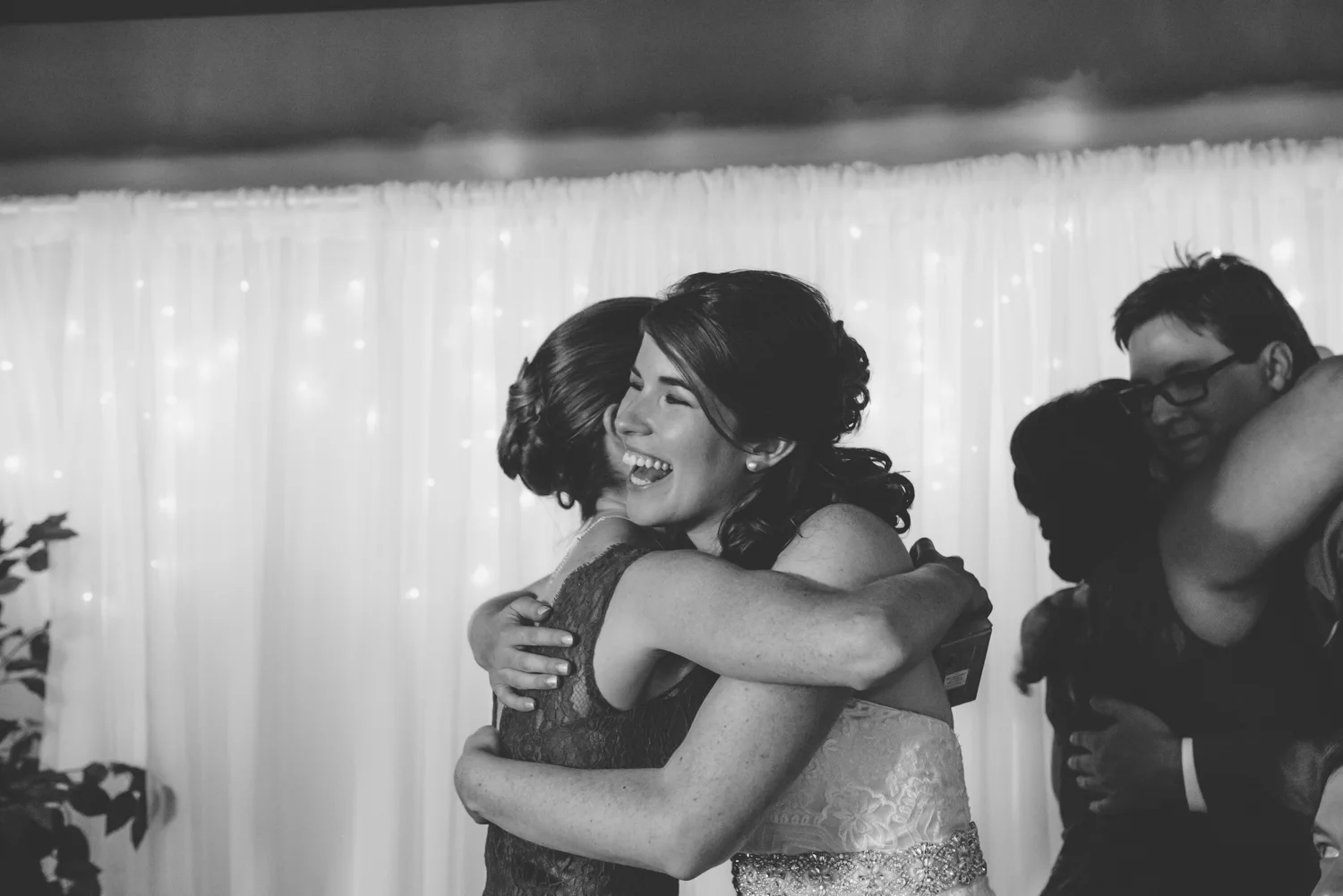 Kendra_Paul_Wedding_Gallery_086.jpg