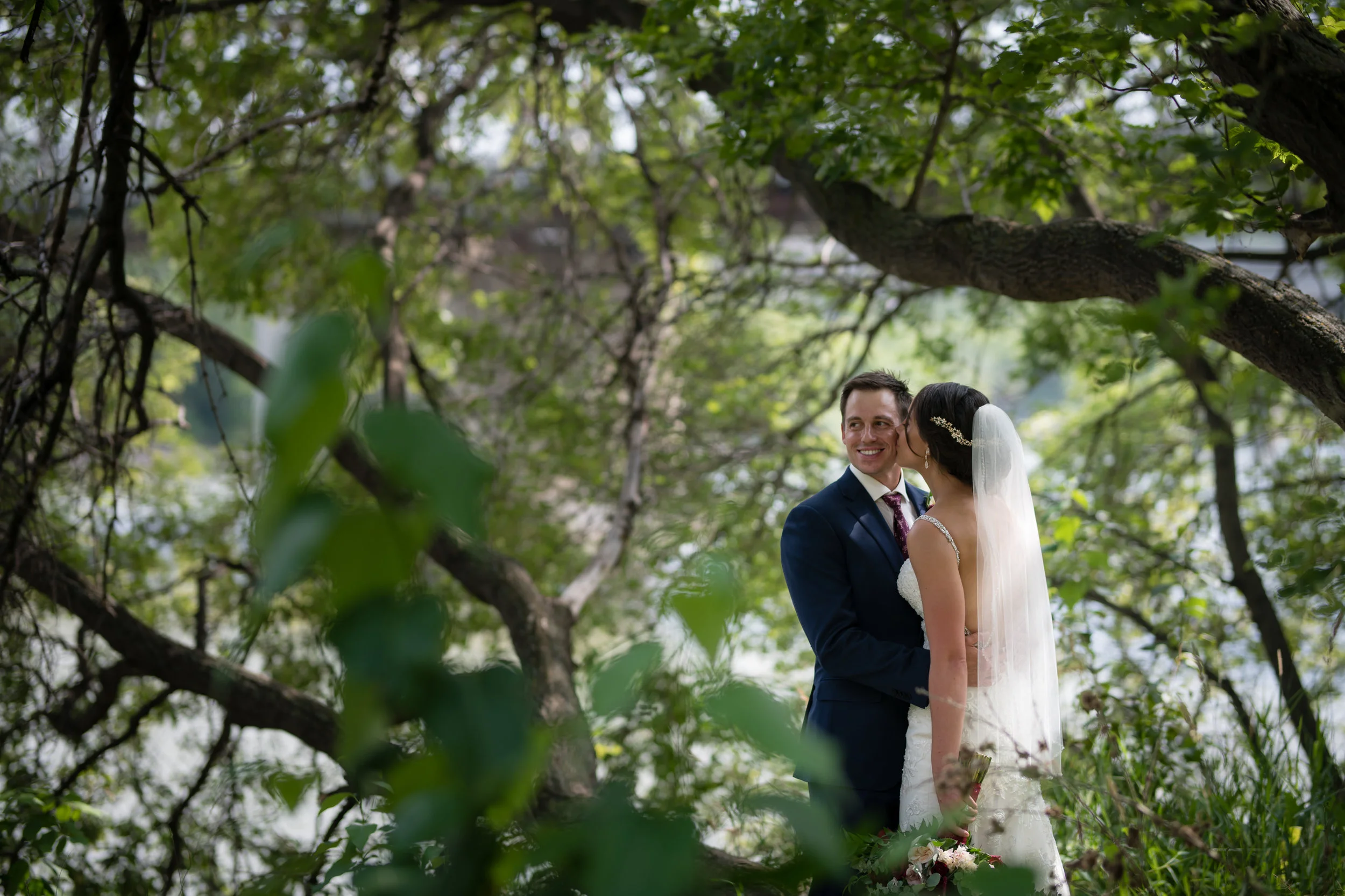 Laura_Danny_Wedding_Sneak_Peek_059.jpg