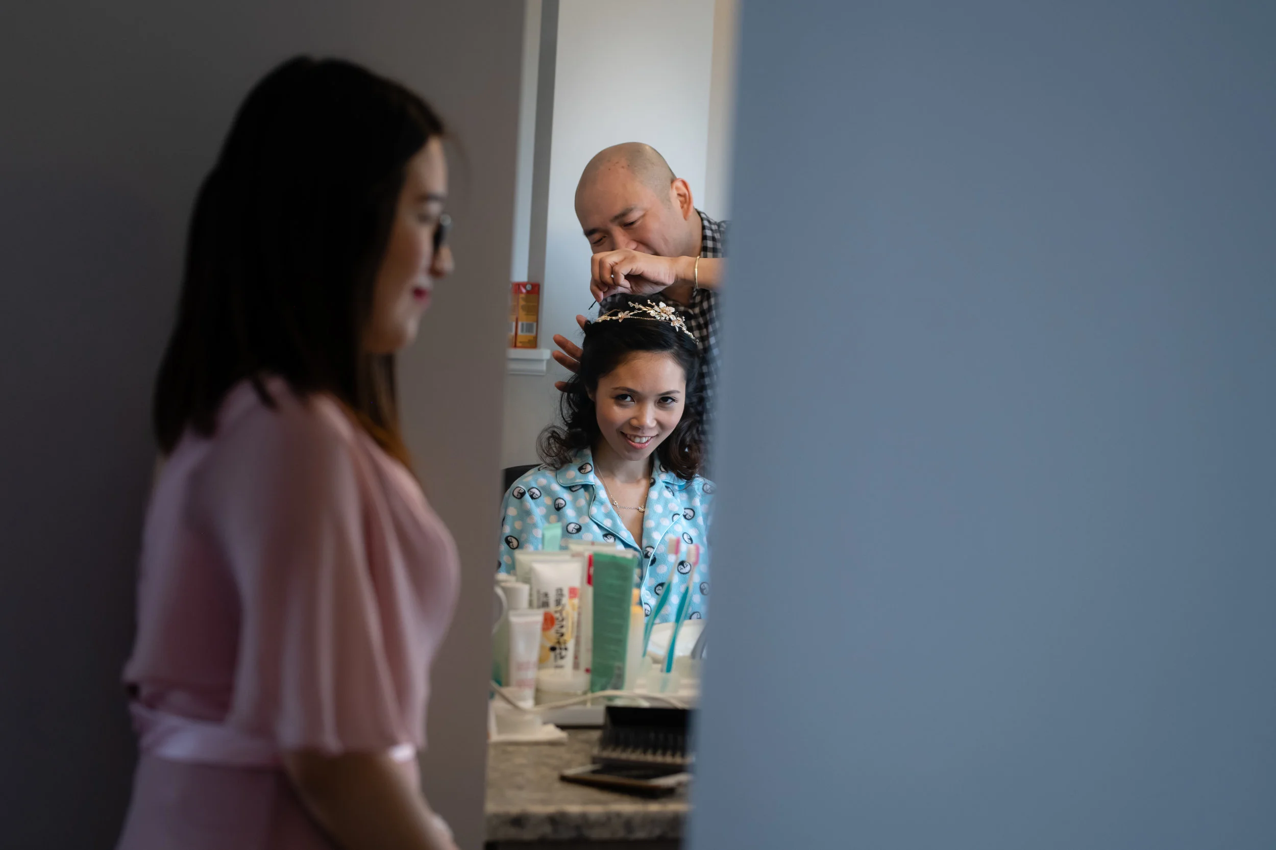 Selina_Chris_Wedding_Sneak_Peek_012.jpg