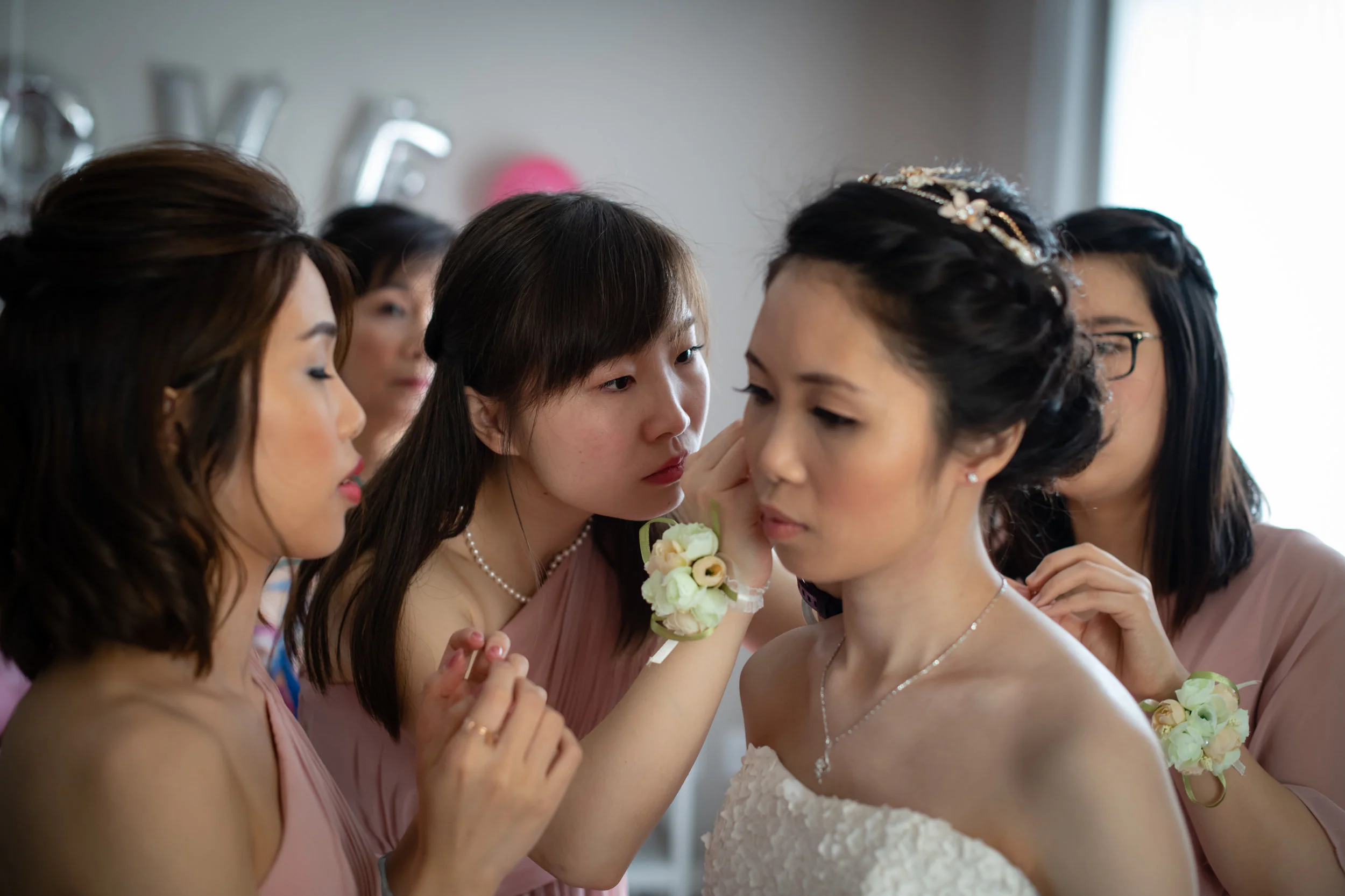 Selina_Chris_Wedding_Sneak_Peek_017.jpg