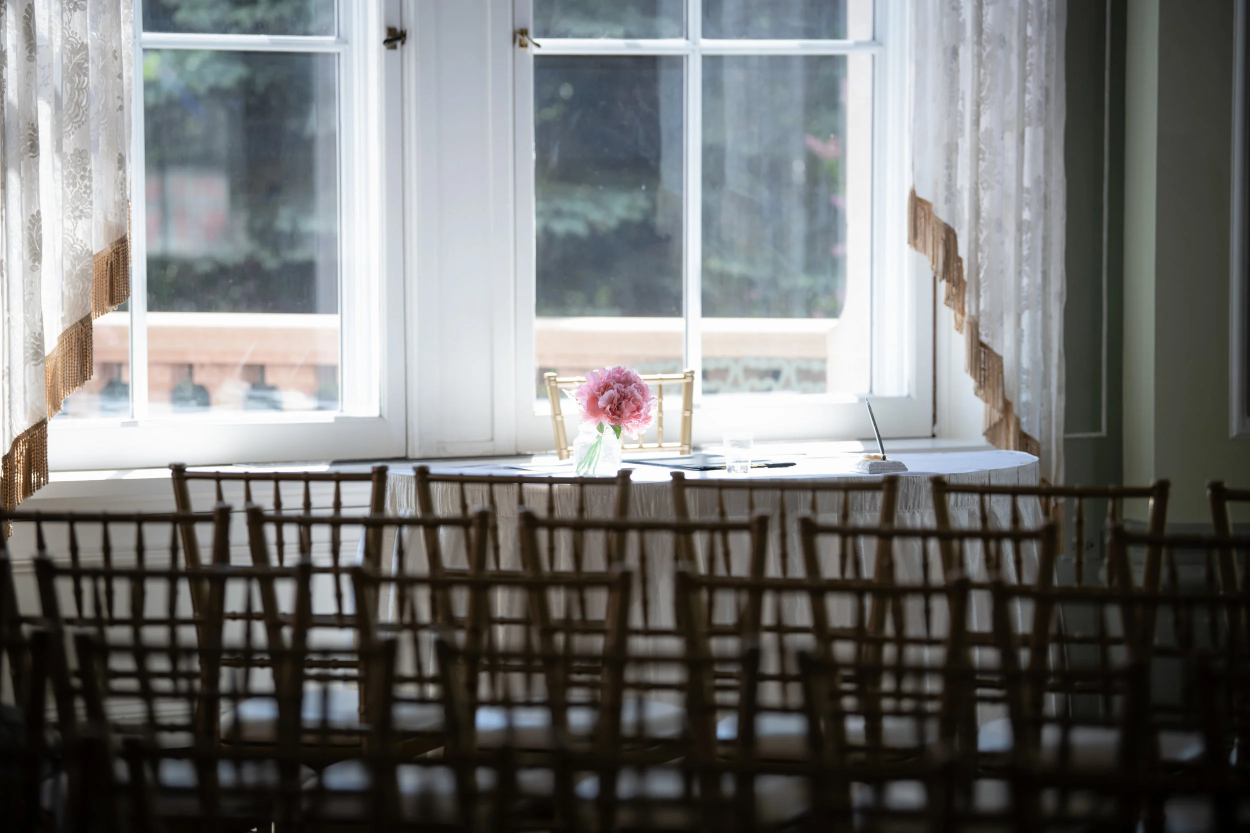 Selina_Chris_Wedding_Sneak_Peek_032.jpg