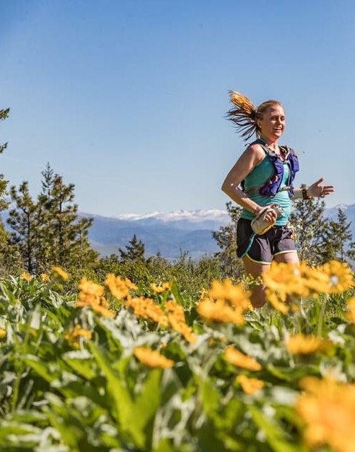Cruising on at the Rainshadow Running Sun Mountain 25k. Photo by the oh so talented Glenn Tachiyama .