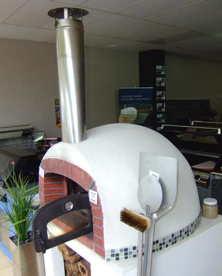 6boutdoorkitchen.jpg