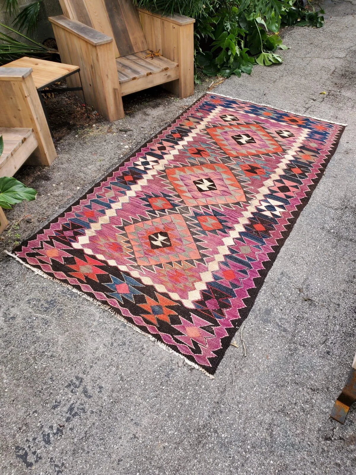 B660BF8E-AE41-4B8B-B760-4AF6C448BC4D