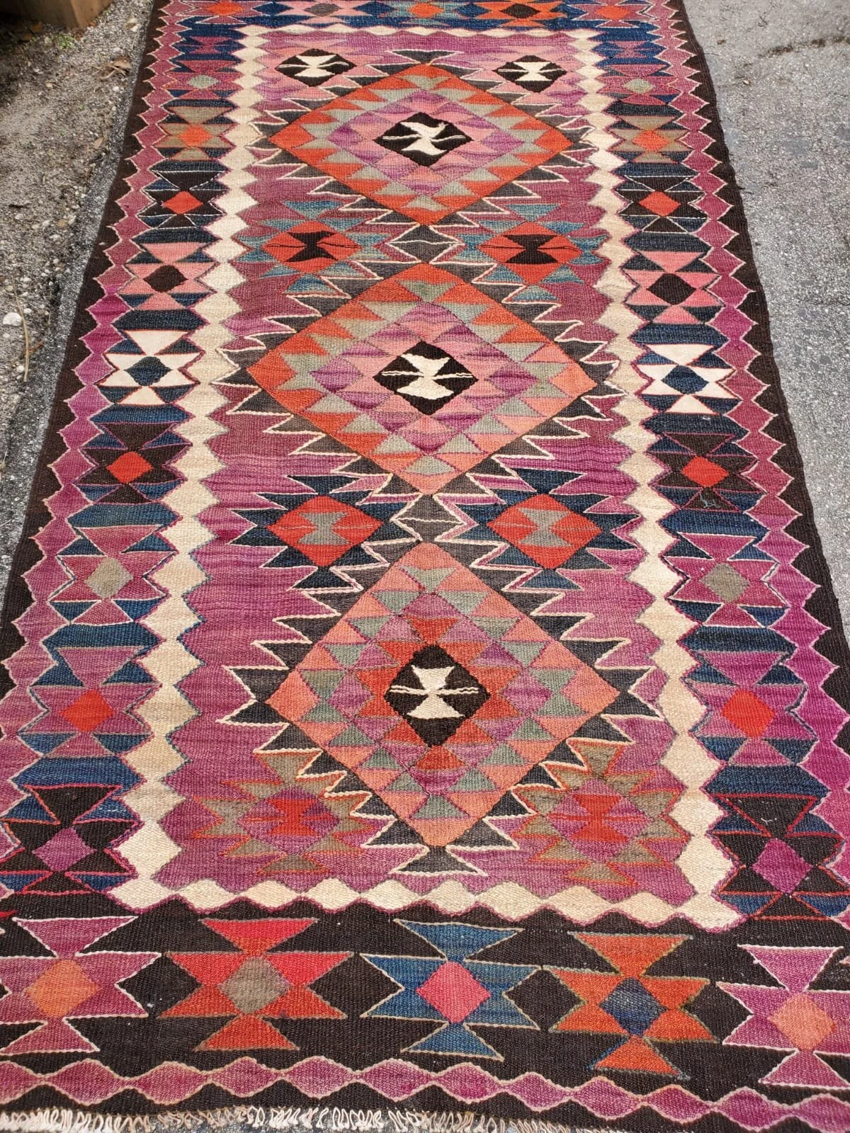 C9CD8516-433A-4E52-9B04-27B57F7458B9