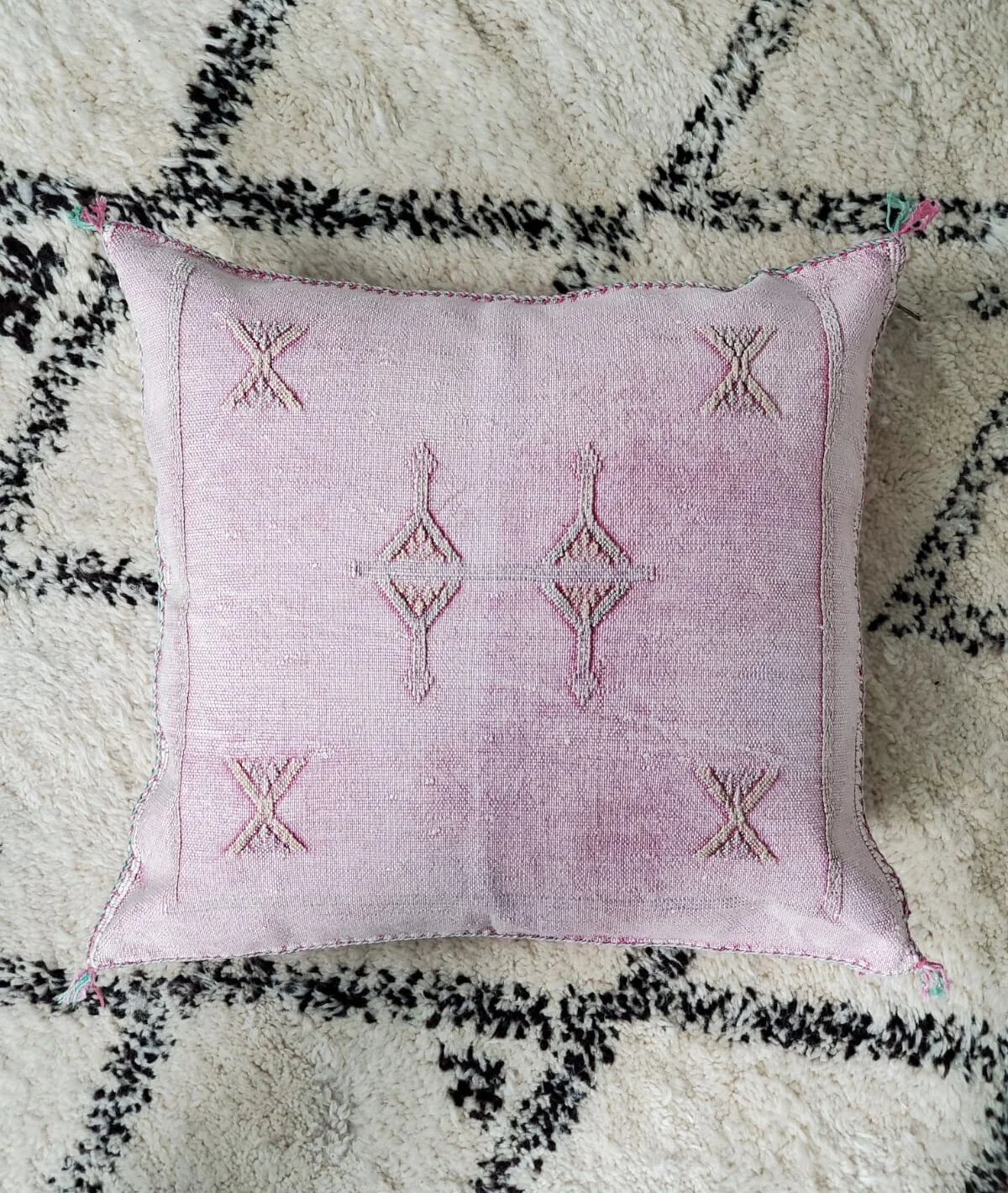Rose Quartz Vintage Sabra Pillow Cover