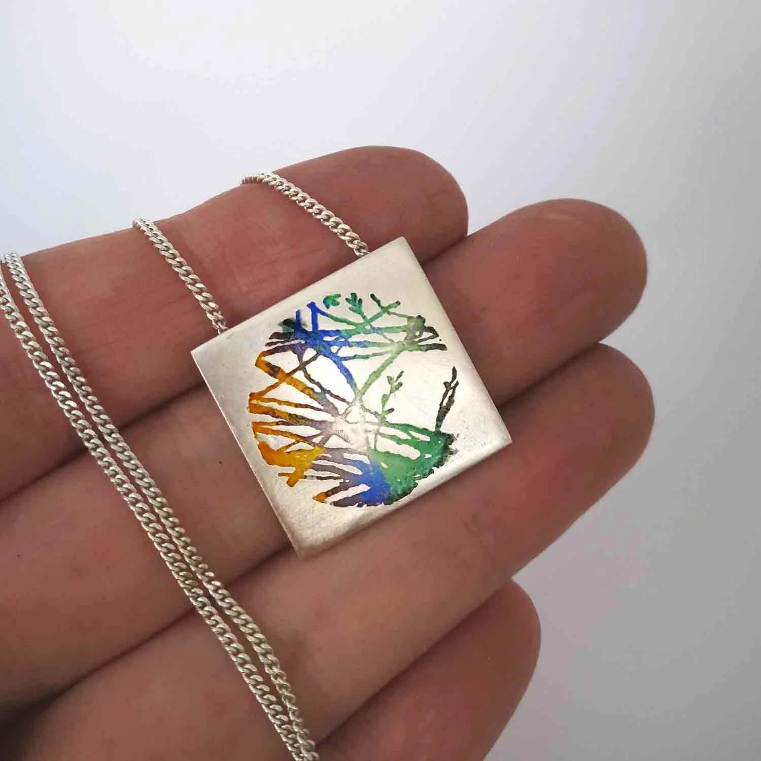 Multicoloured-Branches_hand_.jpg